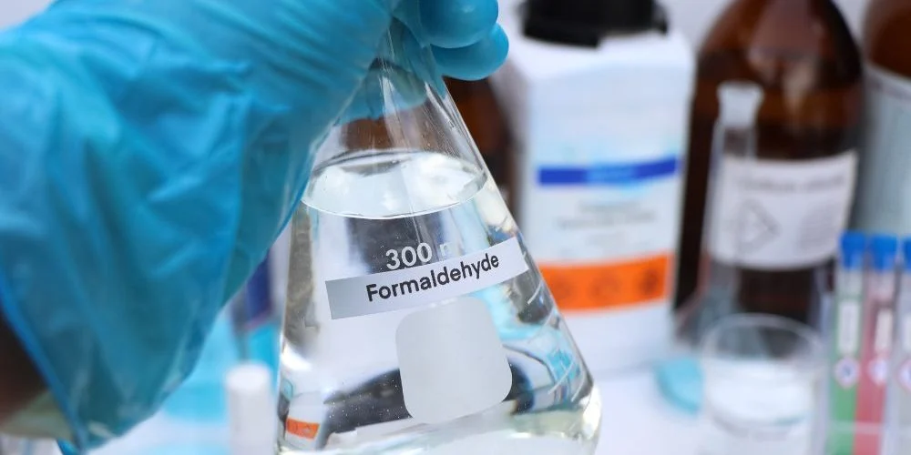 FORMOL LÀ GÌ? CÁCH NHẬN BIẾT ĐỂ TRÁNH HIỂM HỌA TIỀM TÀNG TỪ THỰC PHẨM BẨN